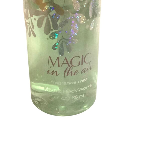 Bath & Body Works Magic In The Air Fragrance Mist 3 Fl Oz 88 mL USED - Picture 2 of 3